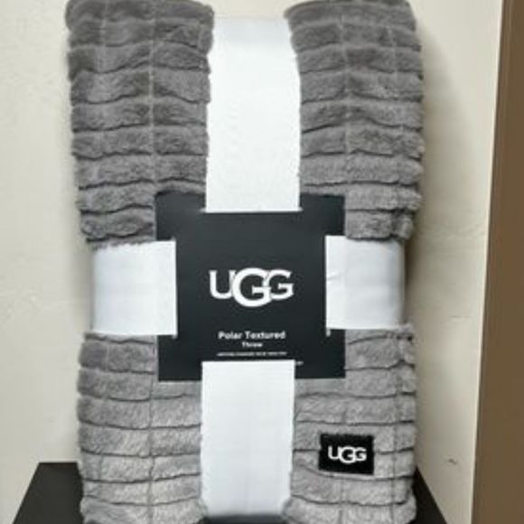 UGG Bedding Ugg Polar Textured Throw Blanket Seal Grey Poshmark